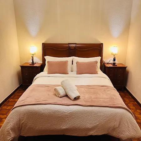 Family In Center Lägenhet